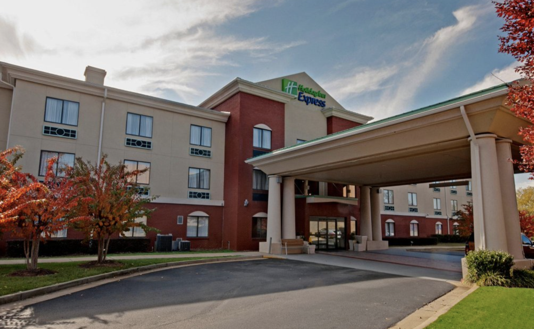 Holiday Inn Express Hotel and Suites